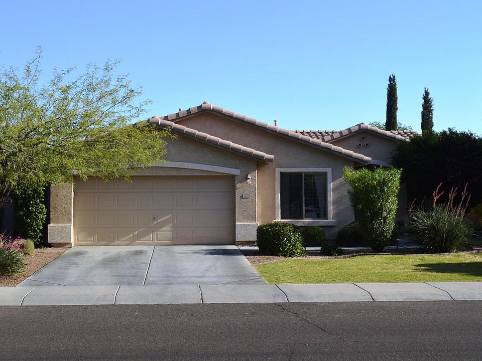 1st image of 2557 E Carla Vista Dr