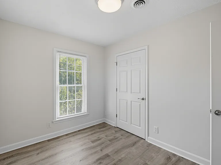 Covington Place — Photo 24