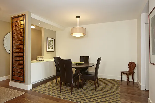 Sold by Stribling | media 19