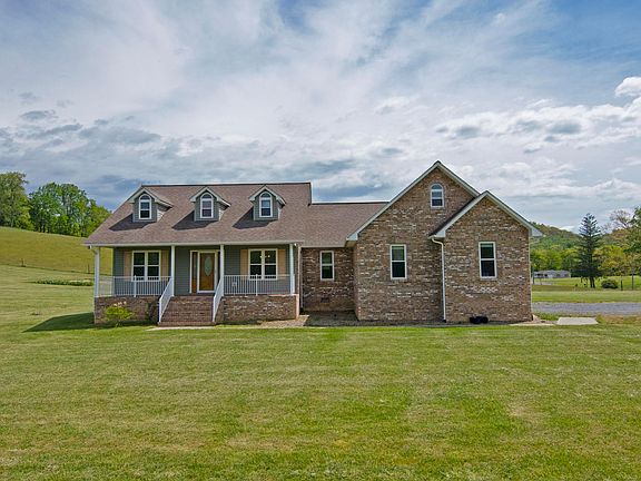 2nd image of 5882 Lockbridge Rd