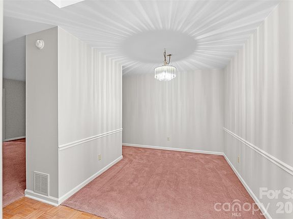 5th image of 4102 Dominic Ln