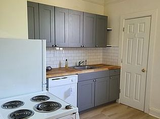 234 26th St APT 1R, Brooklyn, NY 11232