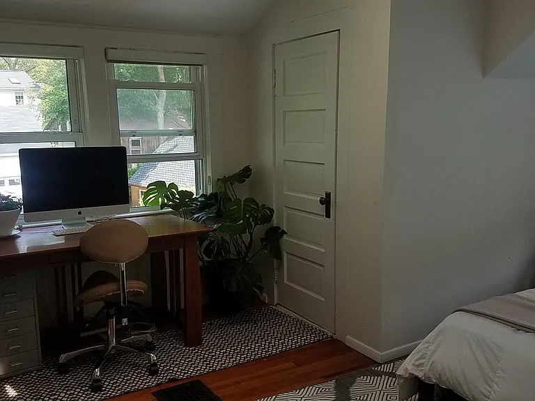 74 Sedgewick Ave — Photo 10