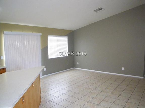 5th image of 5734 Tropic Blue St