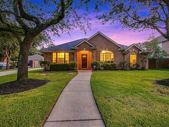 2nd image of 13407 Post Oak Glen Ln