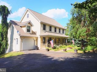 3110 Armstrong Valley Rd, Halifax, PA 17032