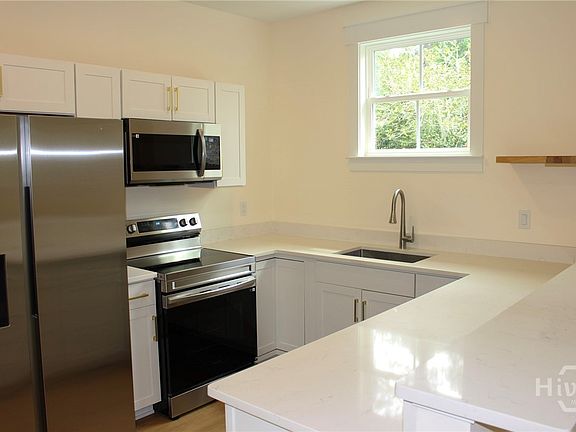 4th image of 17 Abraham Rd