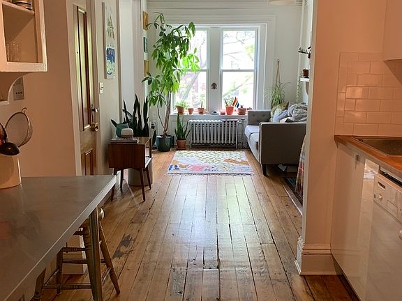 4th image of 457 Halsey St APT 2