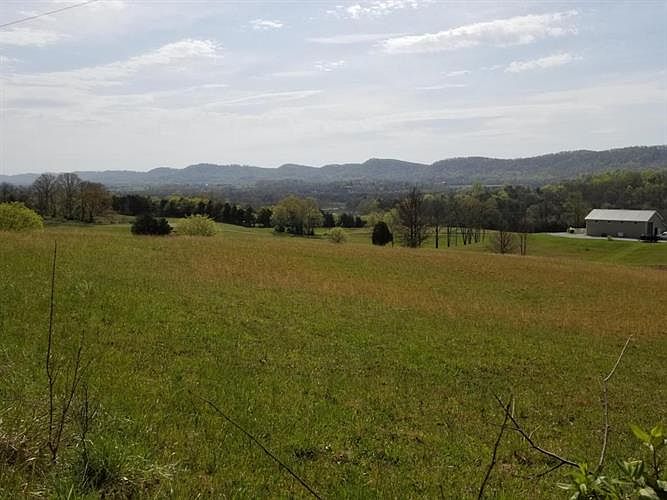 2nd image of Pinto Ridge Dr