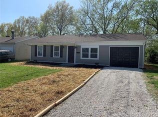 727 Saint Norbert Dr, Cahokia, IL