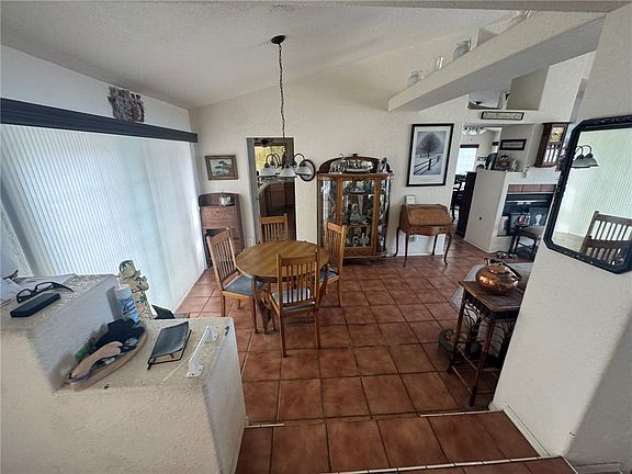 5th image of 2065 E LOS LAGOS Drive