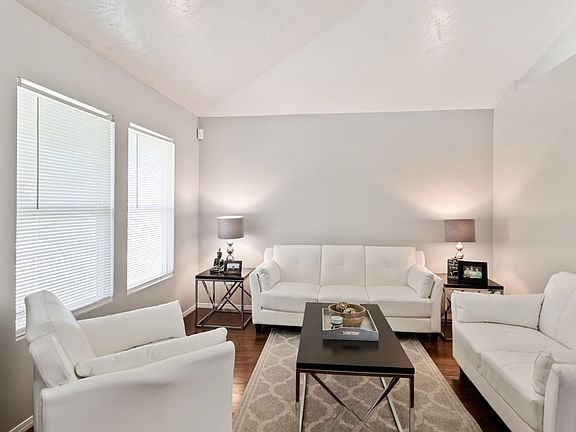 3rd image of 3909 S Othello Way
