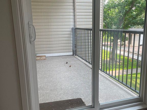 3rd image of 9810 178th St NW #208