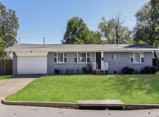 2230 Mack Ln, Dallas, TX 75227