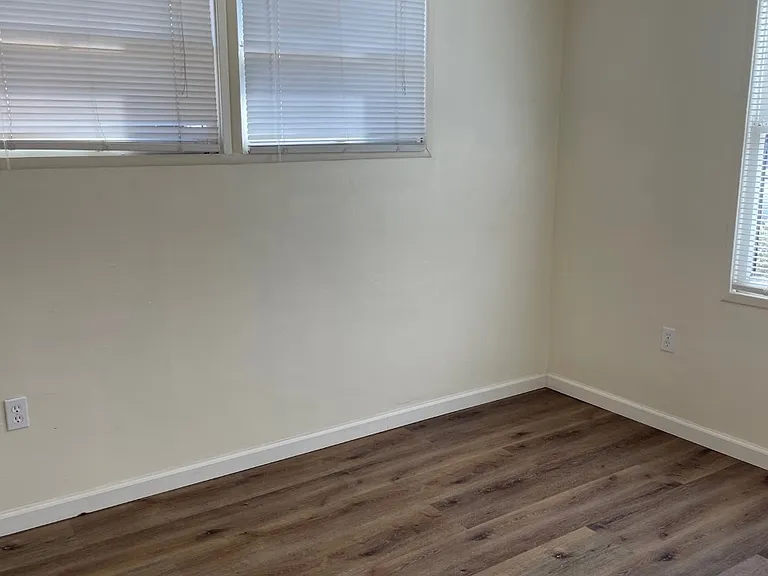 1710 Broad St — Photo 10
