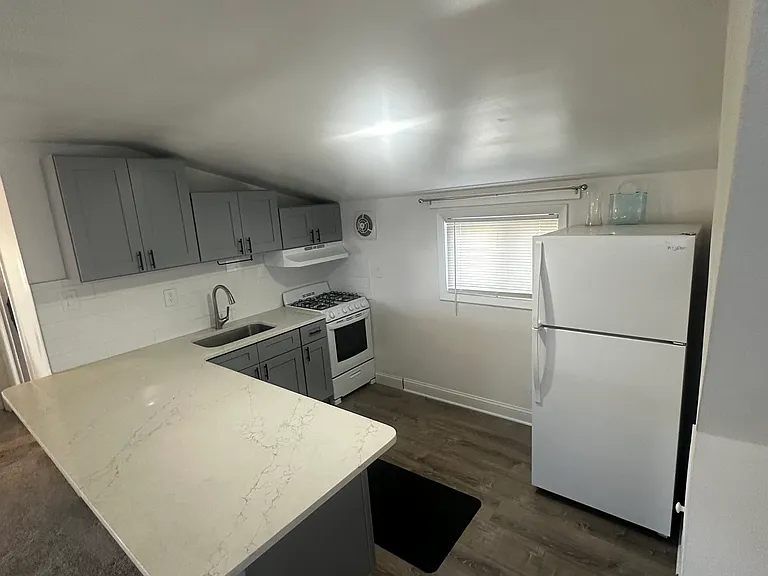 134 McAdoo Ave #2 — Photo 6