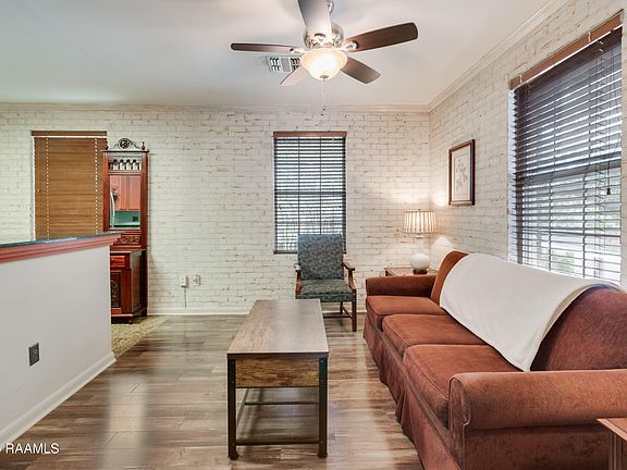 5th image of 213 Bendel Rd #216