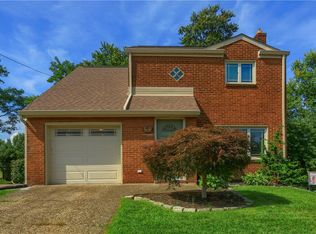 941 6th St, Baden, PA 15005