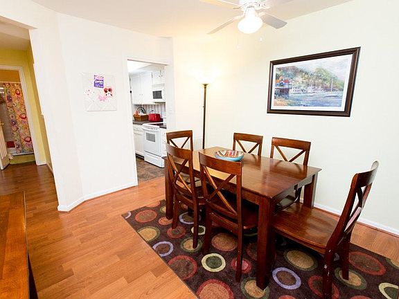 2nd image of 13116 Shadyside Ln