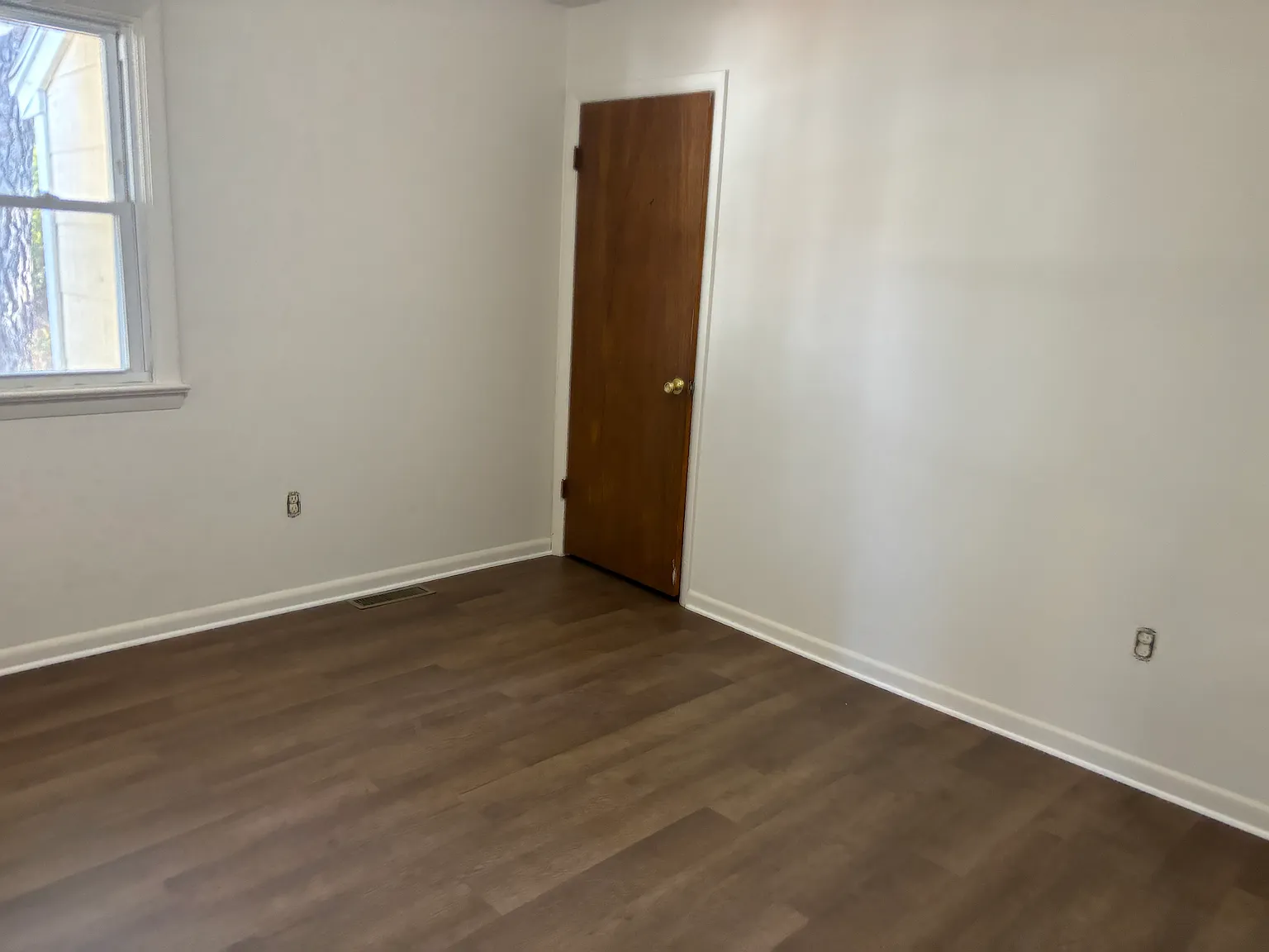3 bed, 912 sqft, $1,375 — Photo 4