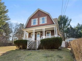 153 Rosette St, Waterbury, CT 06708