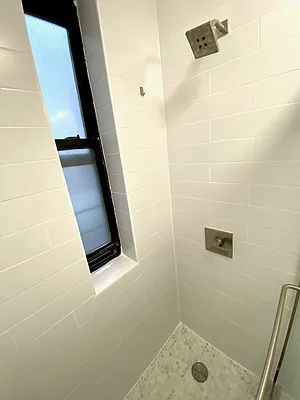 Rented by LRGNY Group, Inc. | media 25