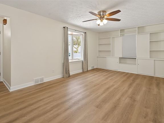 4th image of 315 Orland Rd