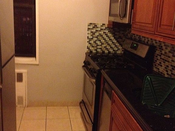 3rd image of 139-15 83rd Ave #24