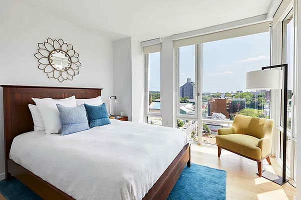 Rented by The Durst Organization | media 11