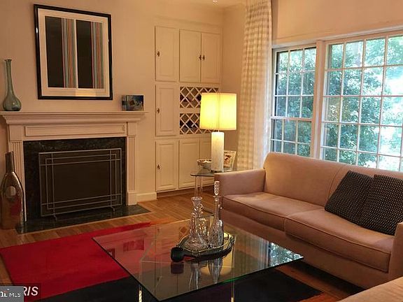4th image of 5139 Westbard Ave #21