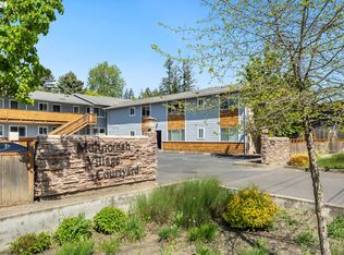 3925 SW Multnomah Blvd #105, Portland, OR 97219