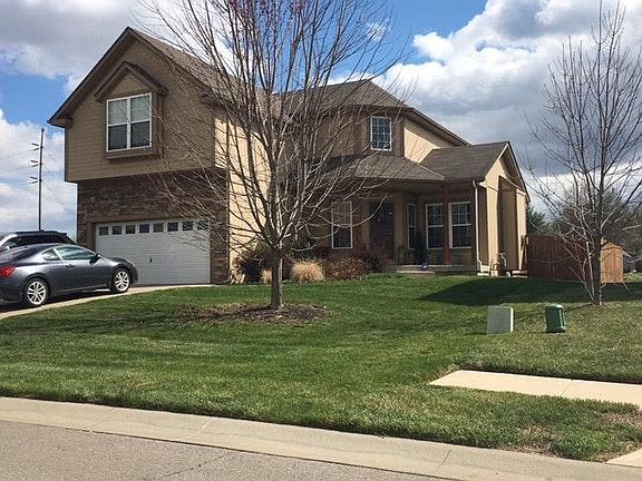 2nd image of 1007 Tamarisk Dr
