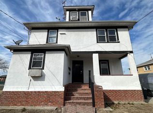 210 Pearl St FLOOR 2, Lawrence, NY 11559