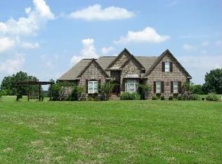 3755 Warren Rd, Oakland, TN 38060