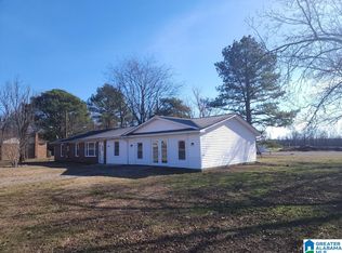 100 Robinson Creek Rd, Falkville, AL 35622