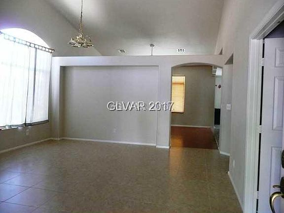 3rd image of 1319 Dusty Sage Ct