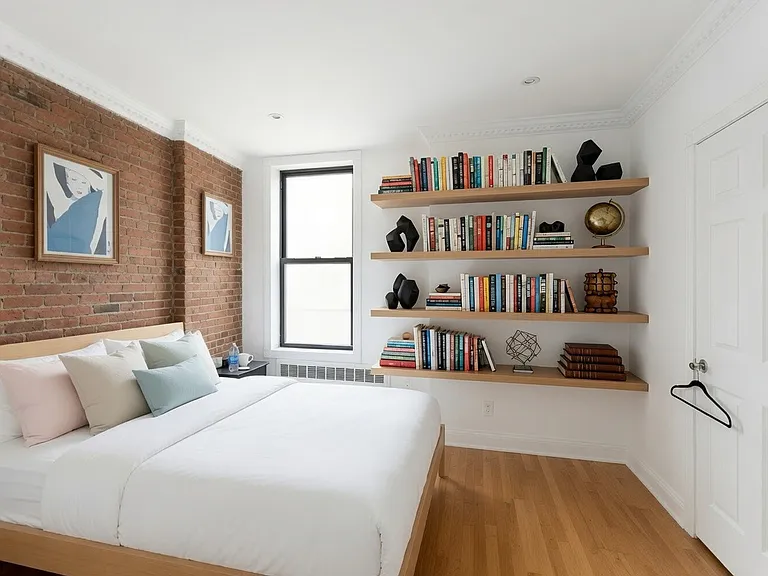 244 E 78th St #3B — Photo 3