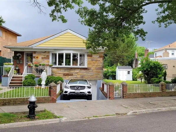 20-32 Francis Lewis Boulevard, Whitestone, NY 11357