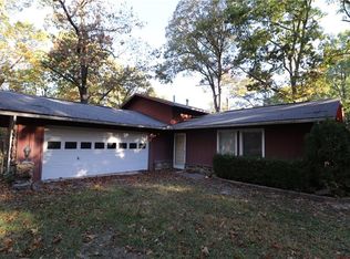 109 Dogwood Ln, Gravette, AR 72736