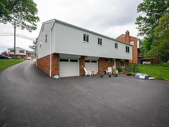 4th image of 133 Kenney Dr