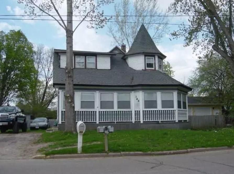 1st image of 364 W Church St