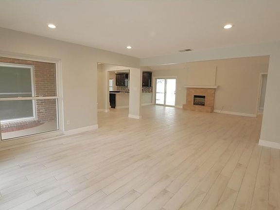 5th image of 100 Mariner Way