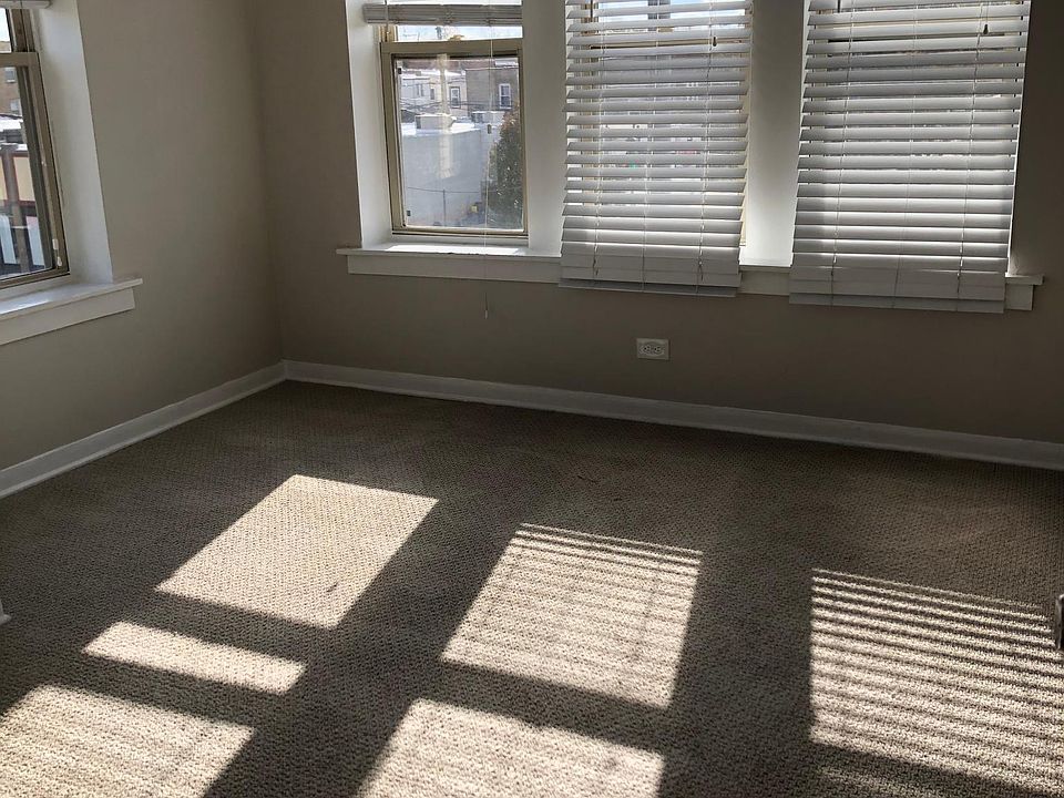 1st image of 4300 W Fullerton Ave Ste 3