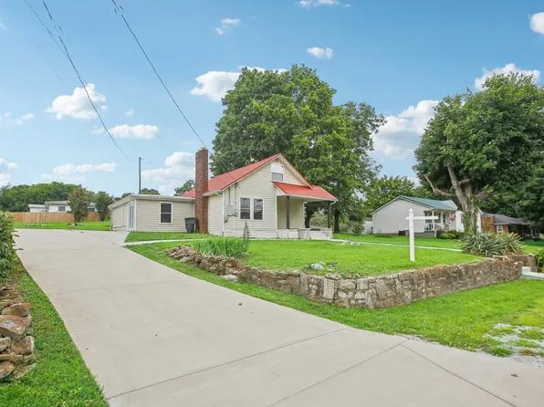 5113 Austin Peay Hwy, Westmoreland, TN 37186