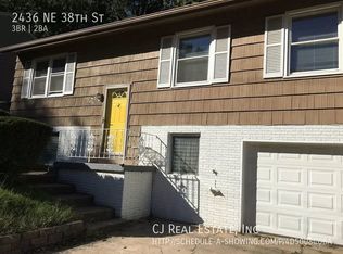 2436 NE 38th St, Kansas City, MO 64116