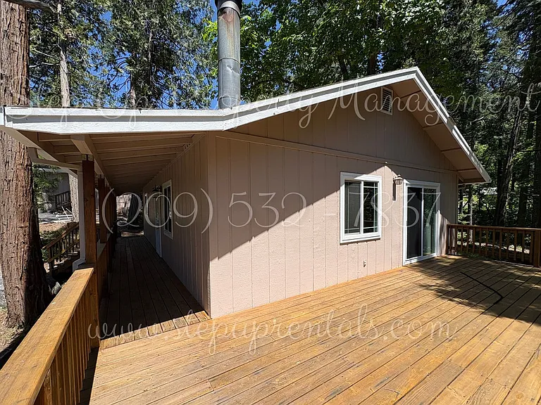 19011 Middle Camp Sugar Pine Rd — Photo 28