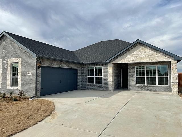 1st image of 639 Excelsior Dr