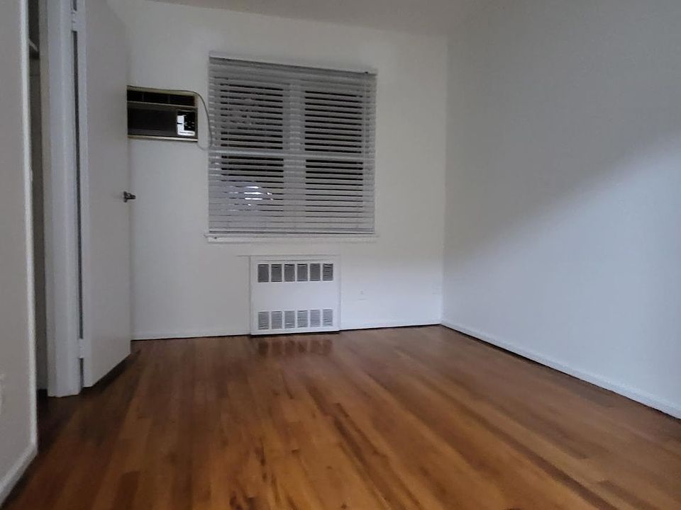 1st image of 9540 156th Ave #1