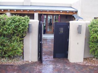 18 Tetilla Rd, Santa Fe, NM 87508