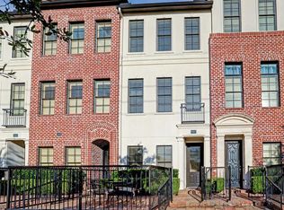 9407 Fannin St, Houston, TX 77045